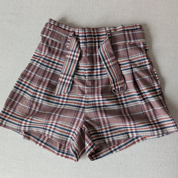 PULL&BEAR Red Lightweight Tartan/Plaid High-Waisted Belted Shorts, Size L - Picture 1 of 9